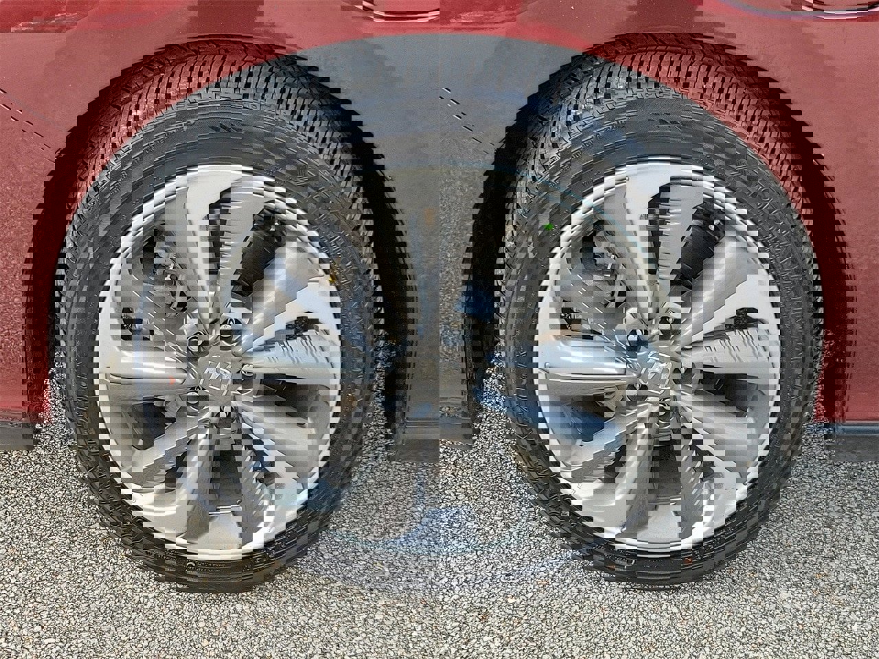 Used 2018 Honda Clarity Plug-In Hybrid image 5