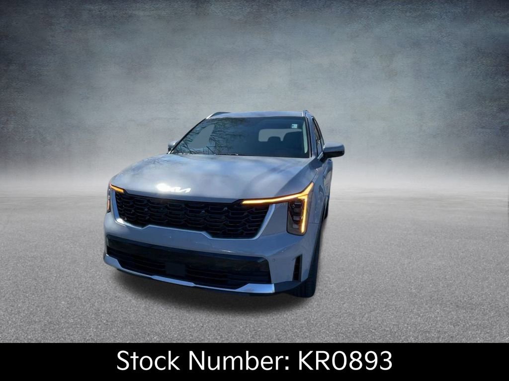 New 2025 Kia Sorento S image 6