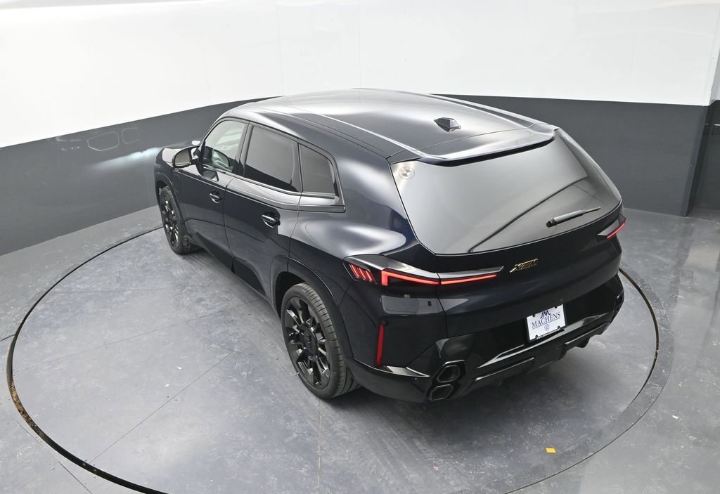 Used 2024 BMW XM image 19