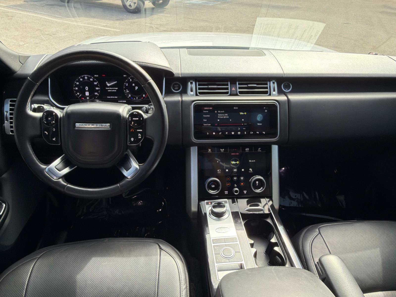 Used 2019 Land Rover Range Rover Supercharged AWD/4WD image 8
