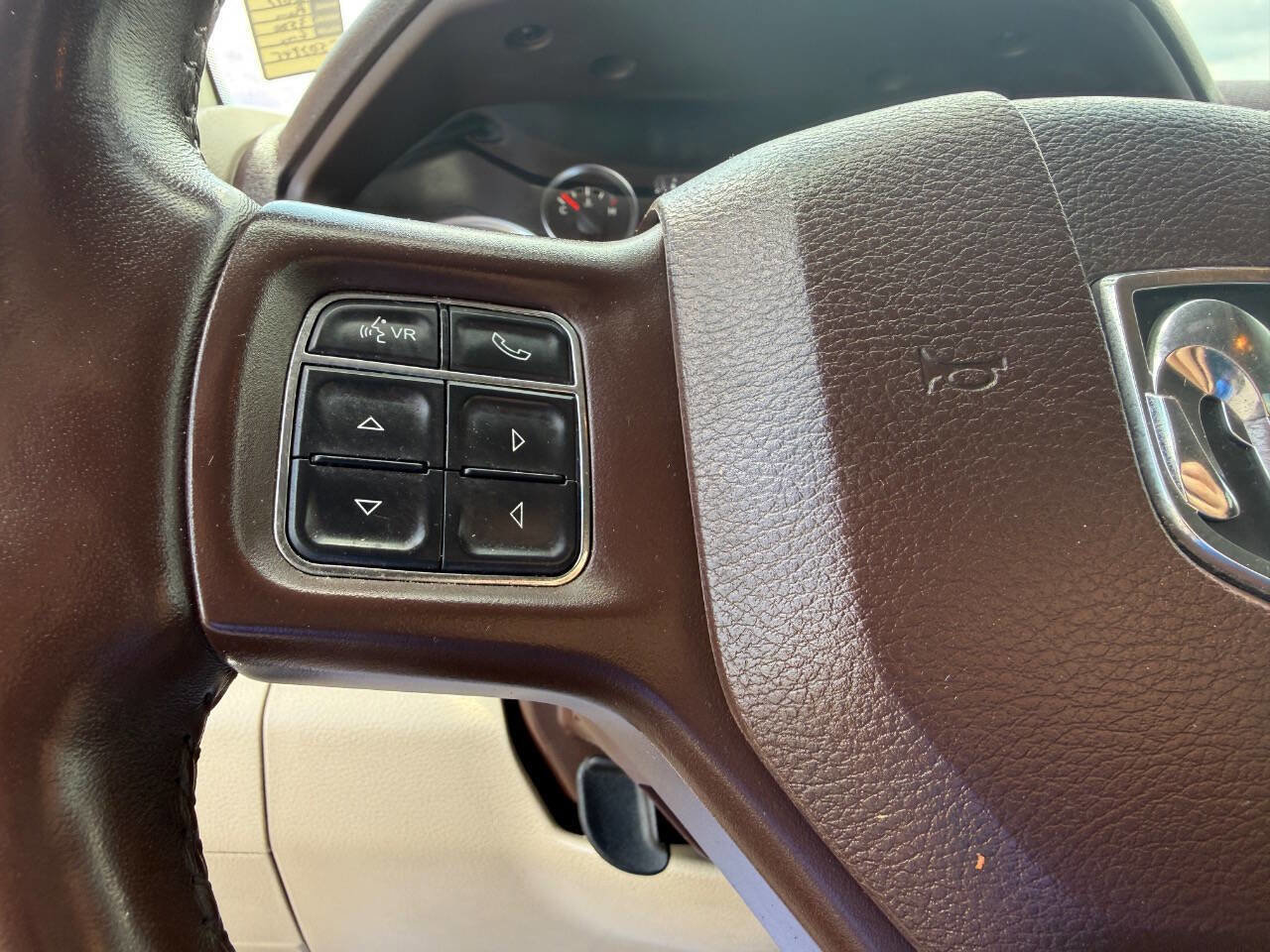 Used 2017 RAM 3500 Big Horn AWD/4WD image 20