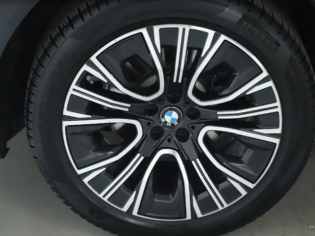 Certified 2025 BMW X3 xDrive30i w/ Premium Package image 13