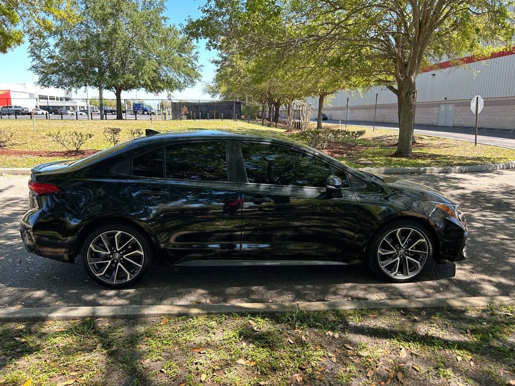 Used 2022 Toyota Corolla XSE image 6