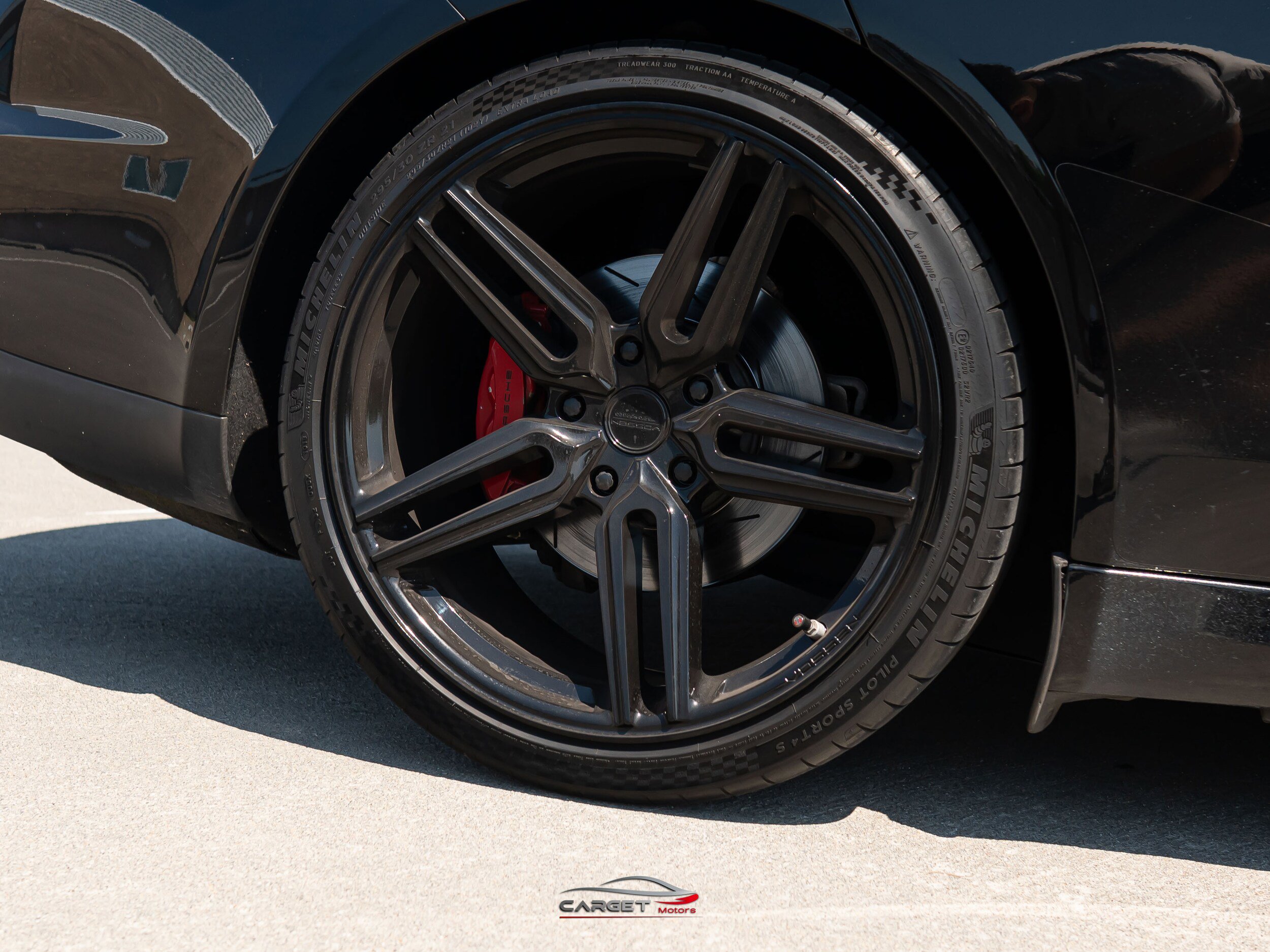 Used 2016 Porsche Panamera S RWD image 11
