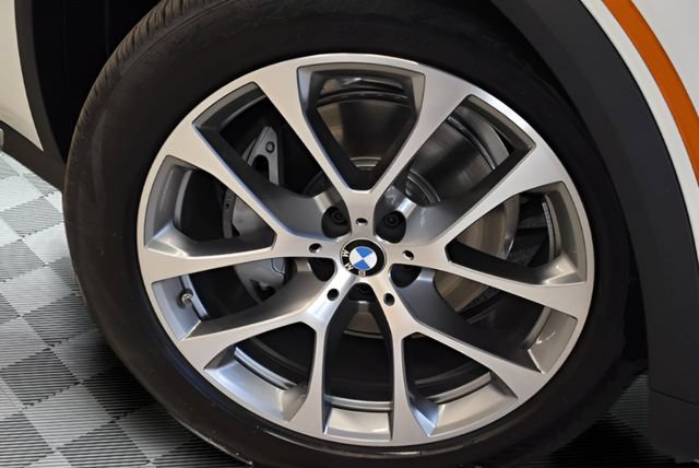 New 2026 BMW X5 xDrive40i w/ Premium Package AWD/4WD image 29
