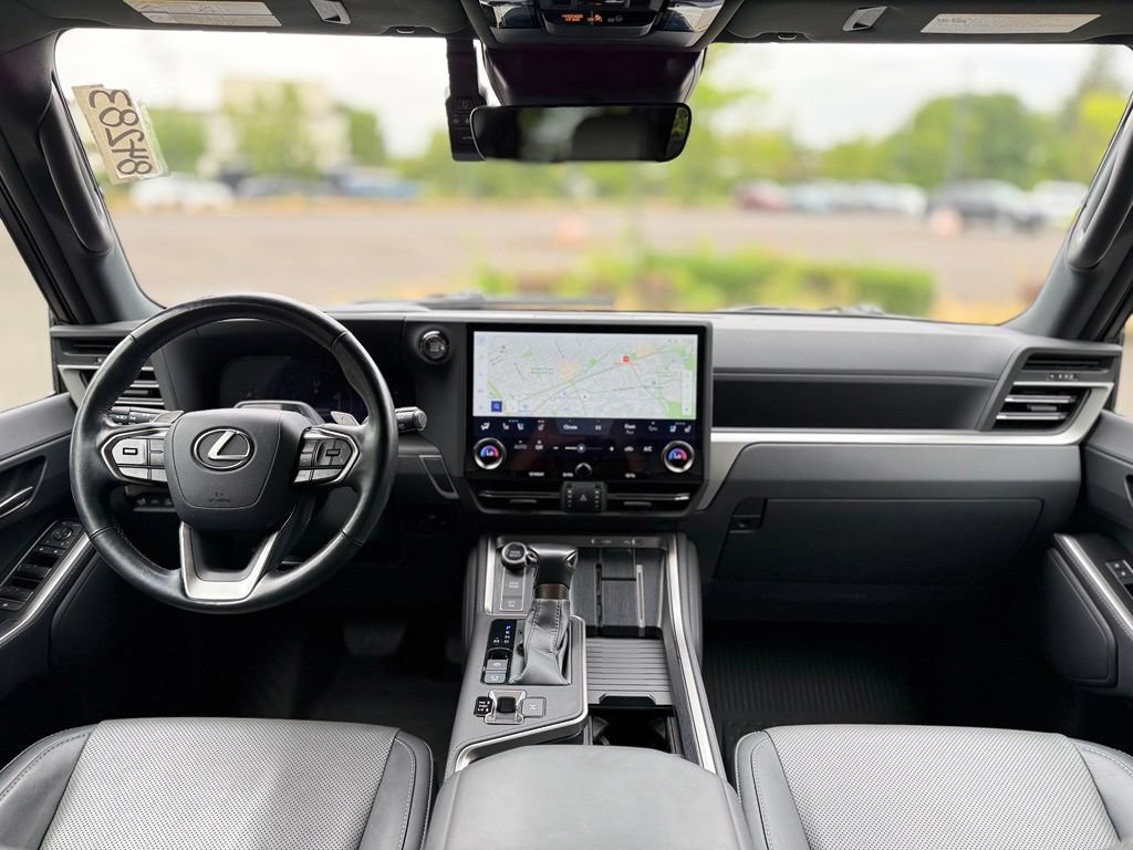Used 2024 Lexus GX 550 w/ Cold Area Package AWD/4WD image 23