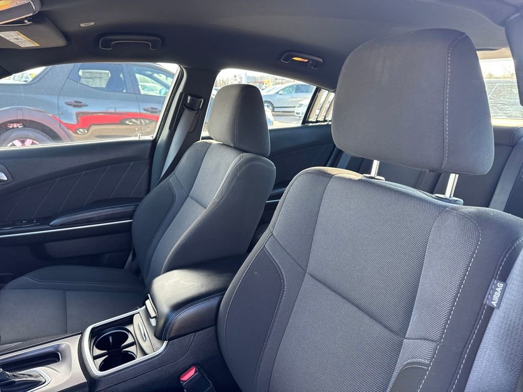 Used 2022 Dodge Charger SXT image 25
