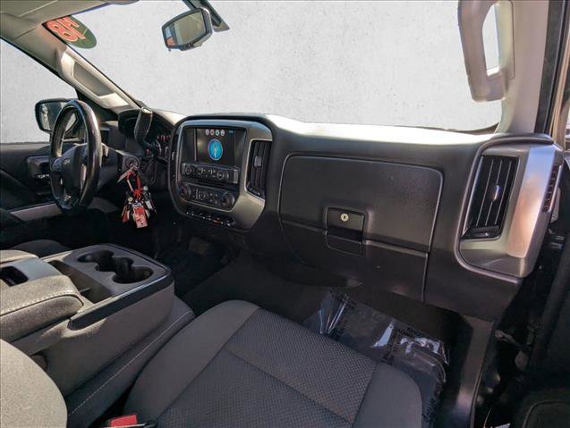 Used 2018 Chevrolet Silverado 1500 LT w/ Midnight Edition image 19