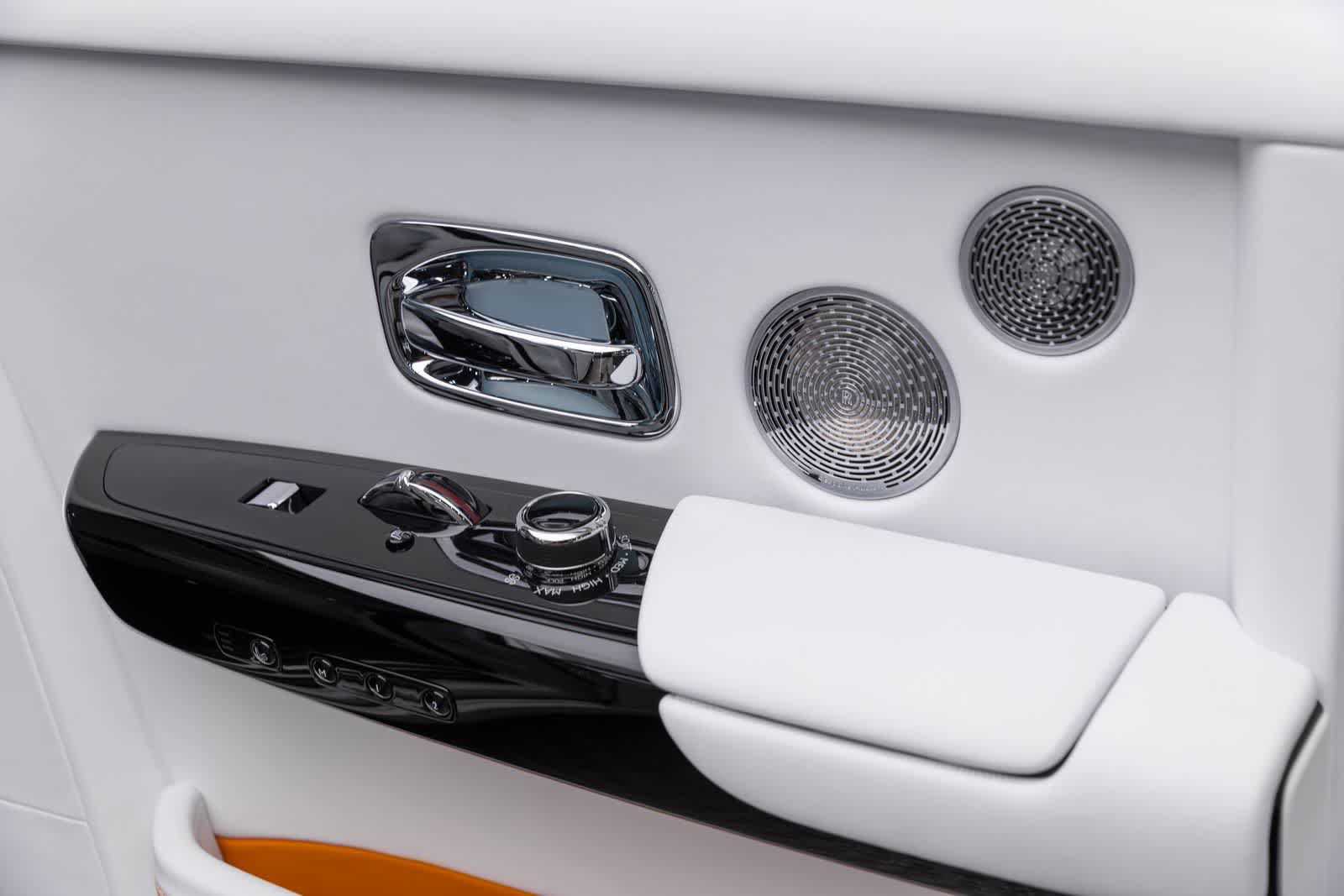 New 2027 Rolls-Royce Phantom Sedan RWD image 73