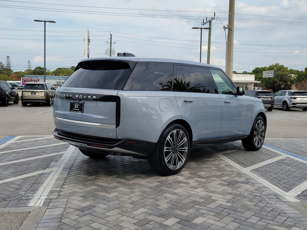 New 2026 Land Rover Range Rover Long Wheelbase Autobiography image 5