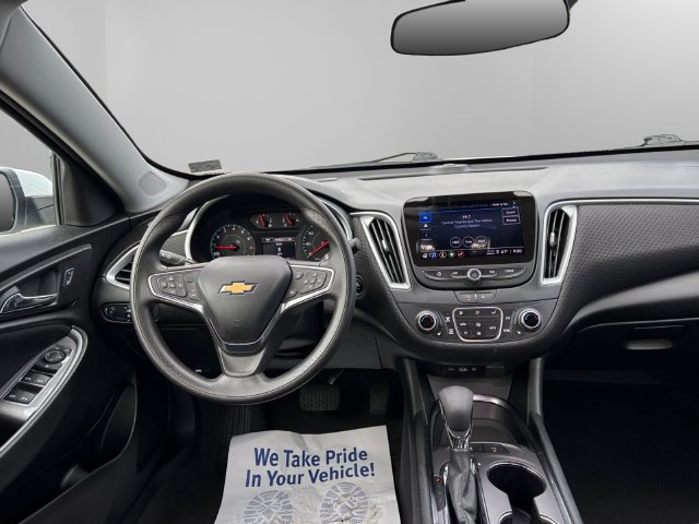 Used 2024 Chevrolet Malibu LT FWD image 12