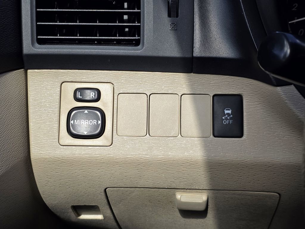 Used 2010 Toyota Venza image 20