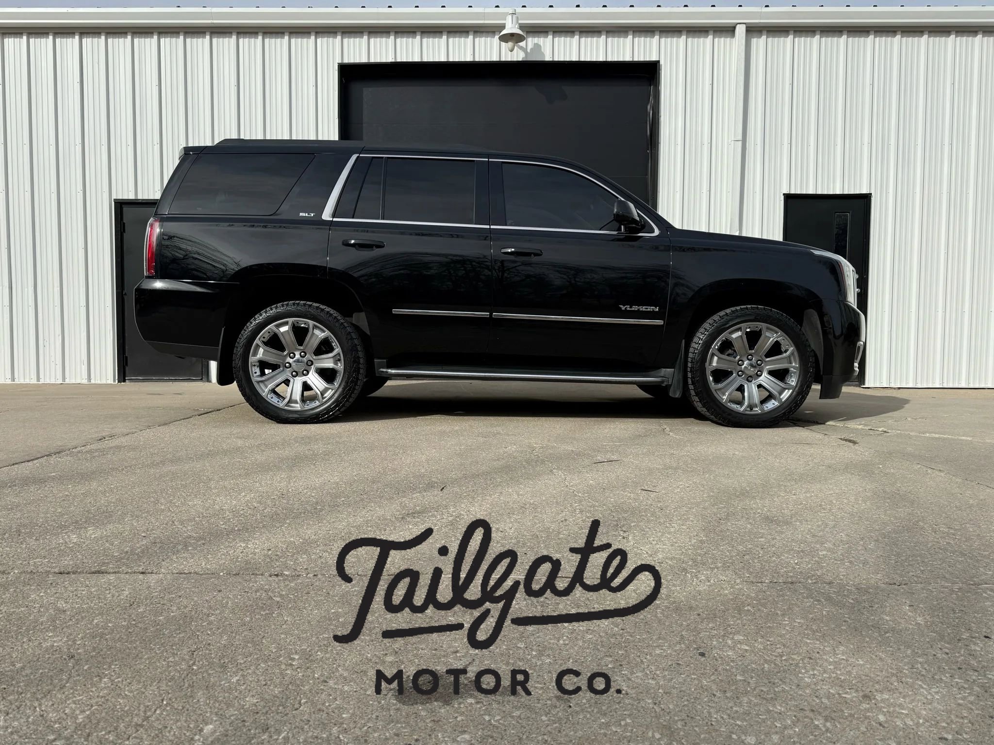 Used 2016 GMC Yukon SLT w/ Open Road Package image 1