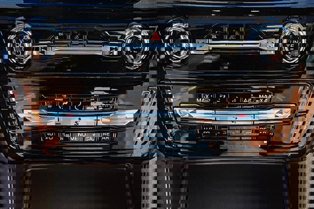 Used 2023 Ford Explorer King Ranch w/ Technology Package image 24