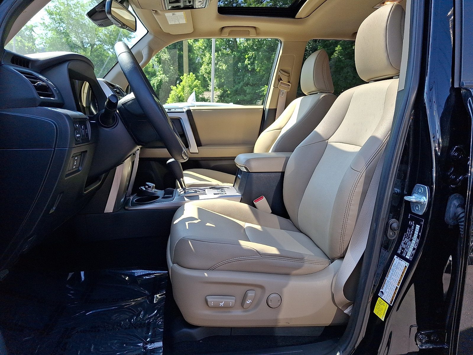 Used 2020 Toyota 4Runner SR5 Premium w/ Moonroof Package AWD/4WD image 12