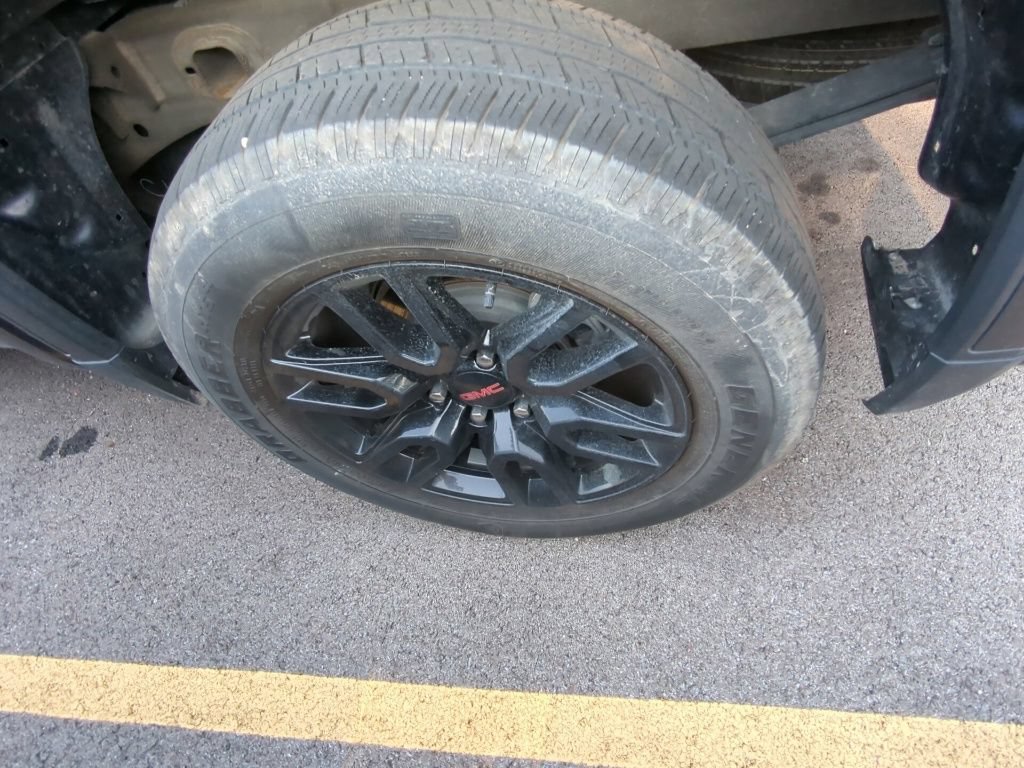 Used 2023 GMC Sierra 1500 Elevation AWD/4WD image 6