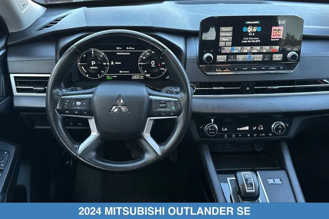 Used 2024 Mitsubishi Outlander SE AWD/4WD image 15