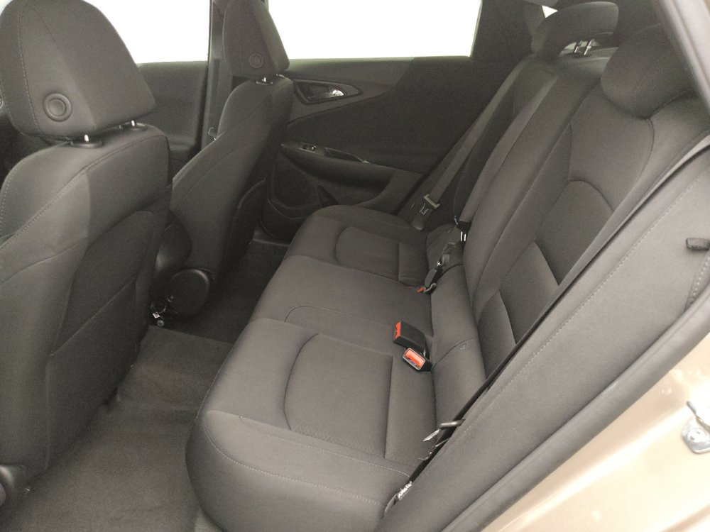 Used 2025 Chevrolet Malibu LS FWD image 18