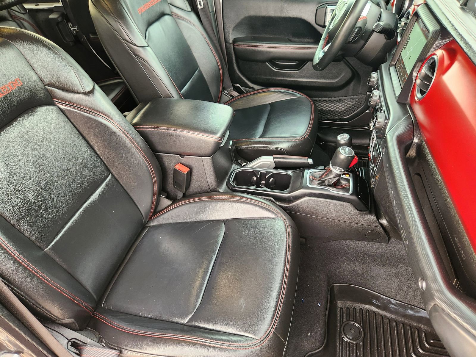 Used 2018 Jeep Wrangler Unlimited Rubicon w/ Dual Top Group image 16