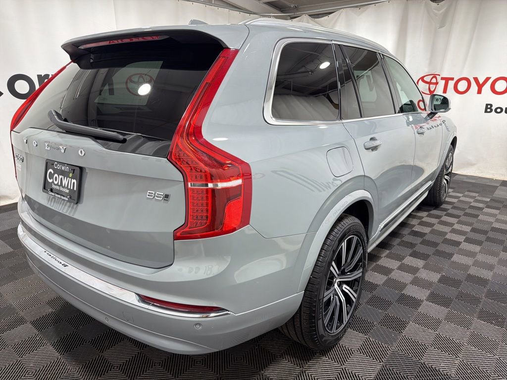 Used 2025 Volvo XC90 B5 Core AWD/4WD image 7
