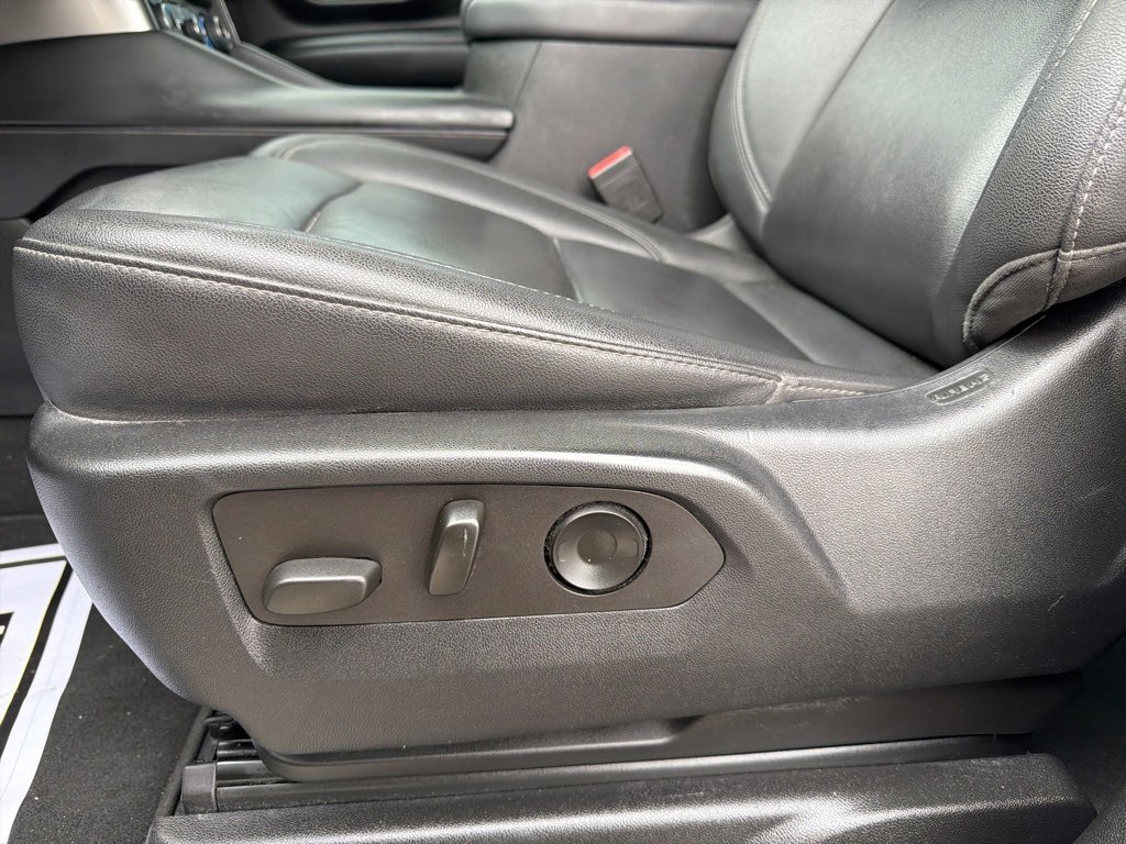 Used 2022 Chevrolet Tahoe Z71 w/ Luxury Package image 20