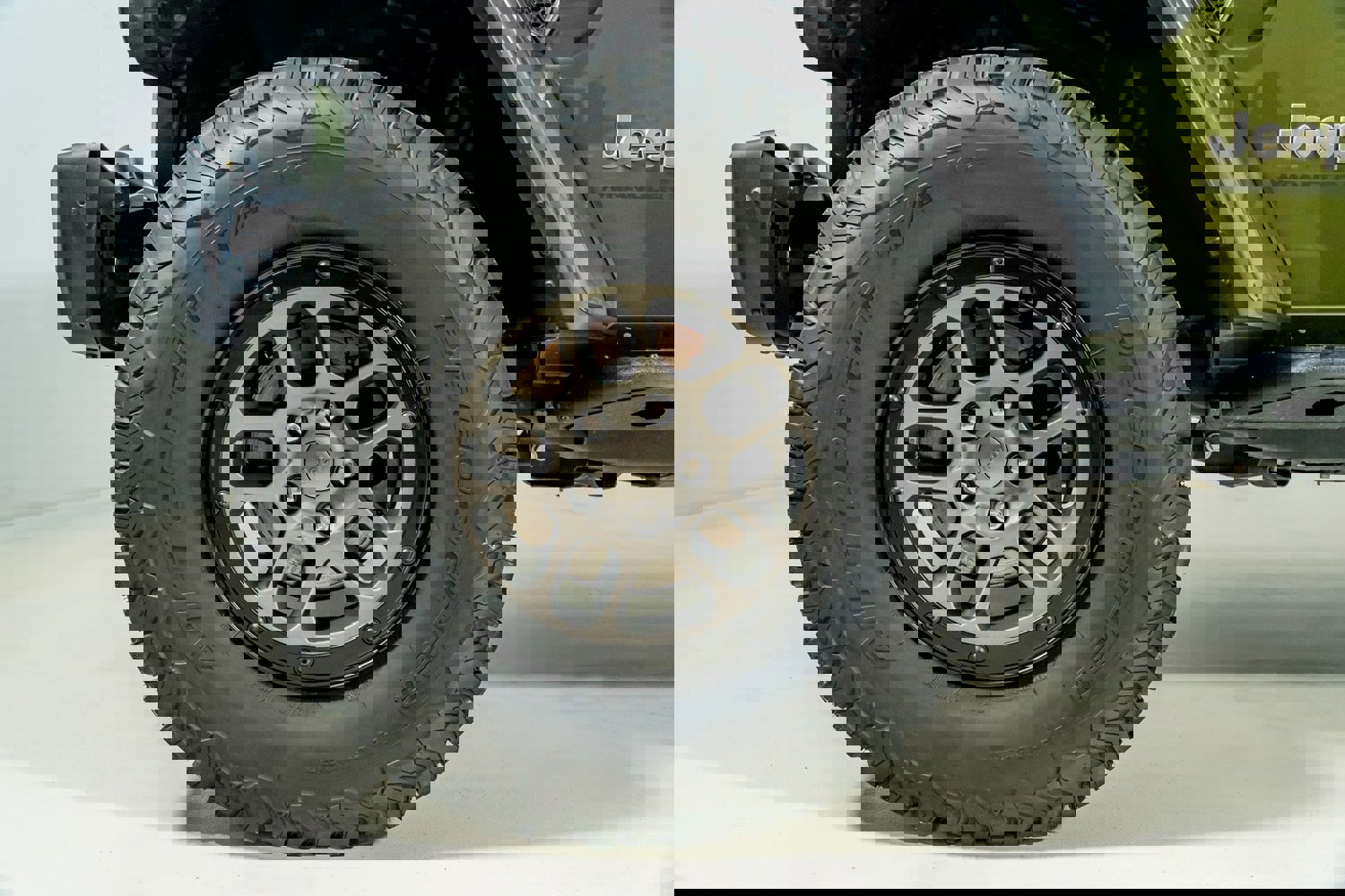 Used 2023 Jeep Wrangler Unlimited Rubicon 392 w/ Xtreme Recon 35" Tire Package image 12