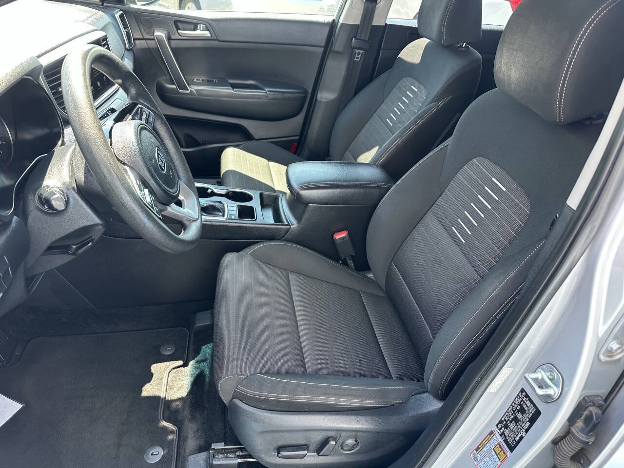 Used 2020 Kia Sportage LX w/ LX Popular Package AWD/4WD image 11
