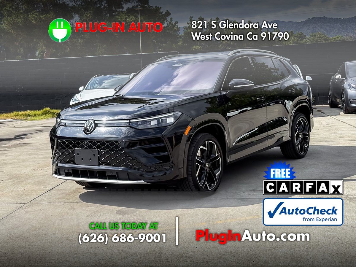 Used 2026 Volkswagen Tiguan SEL R-Line AWD/4WD image 1