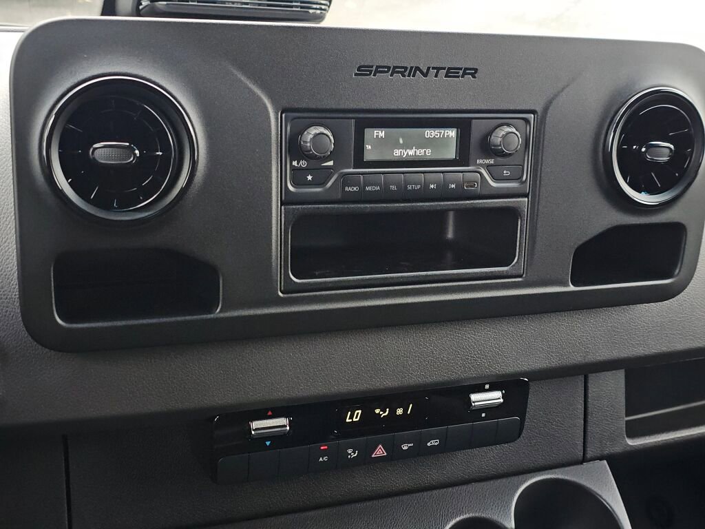 New 2025 Mercedes-Benz Sprinter 2500 image 26
