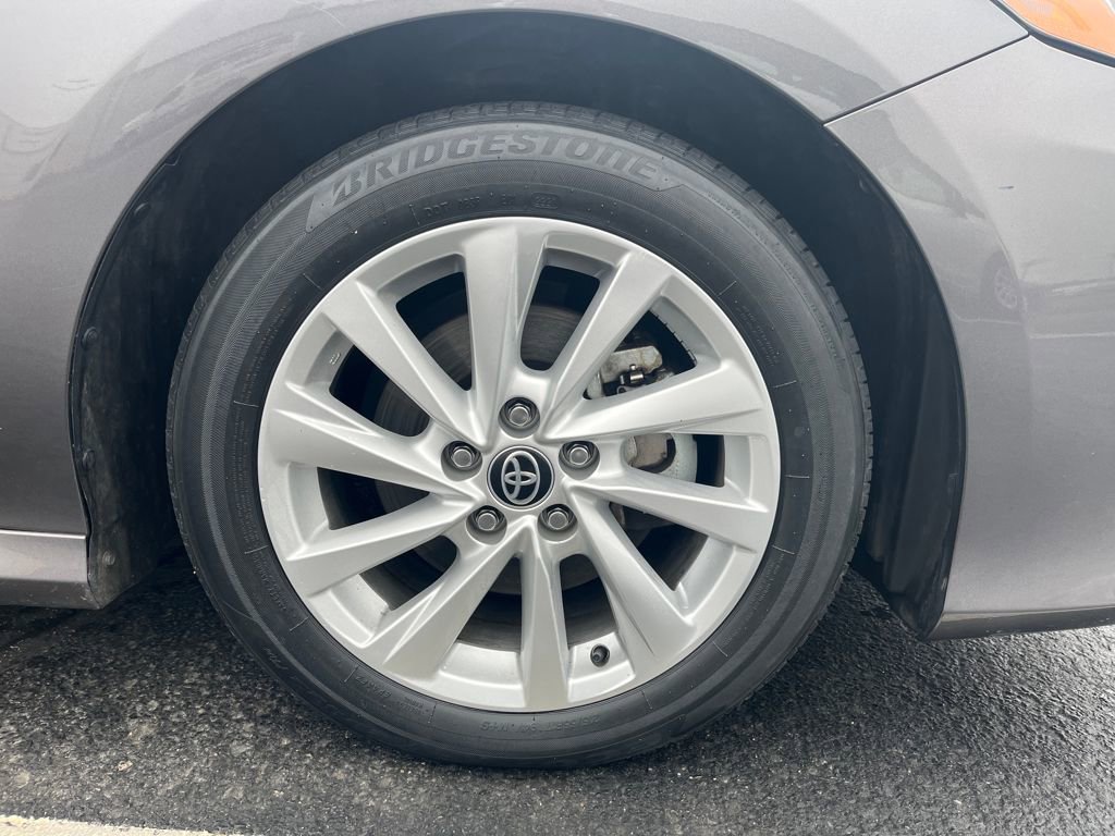 Used 2023 Toyota Camry LE image 91