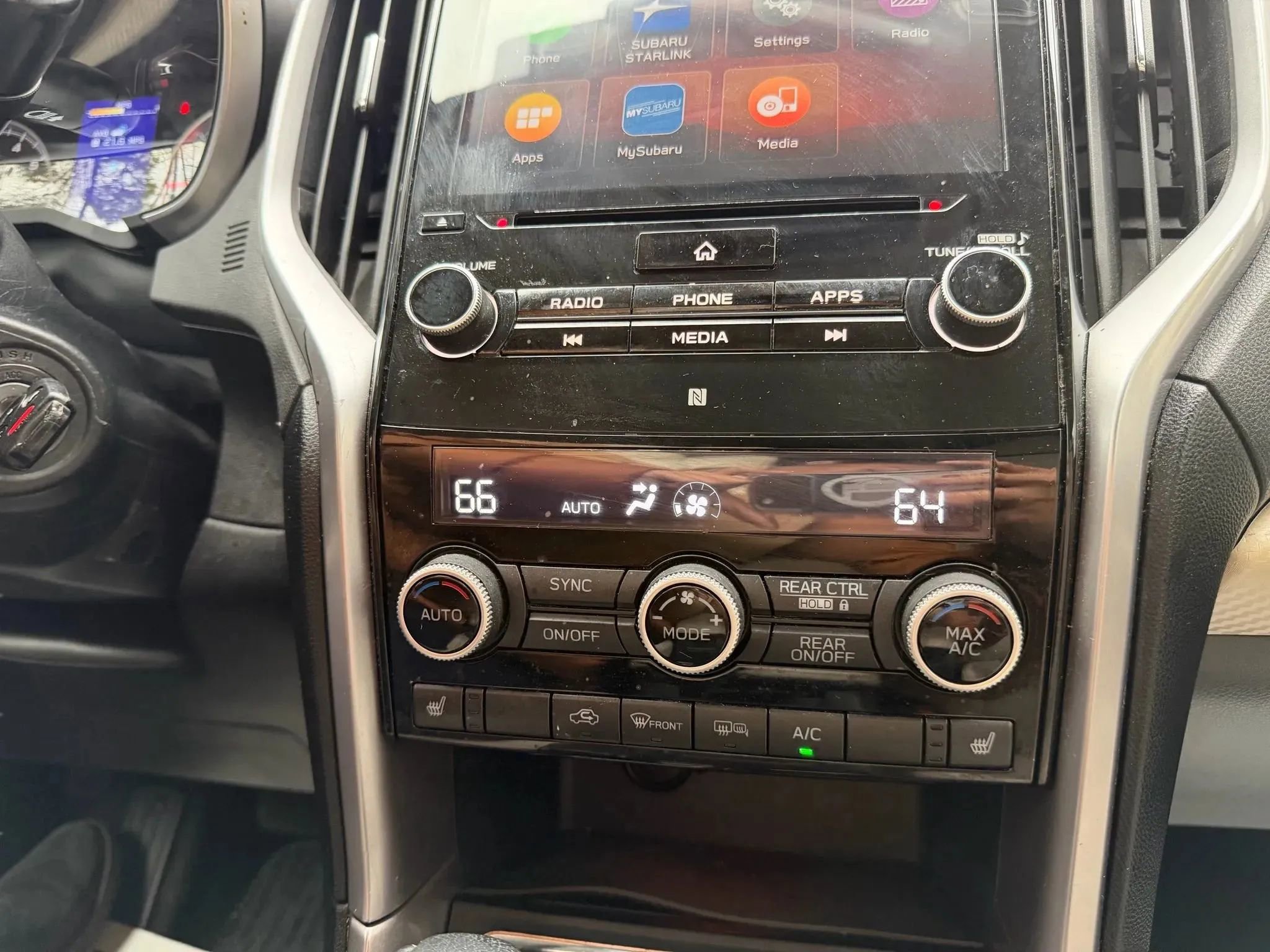 Used 2019 Subaru Ascent Premium image 36