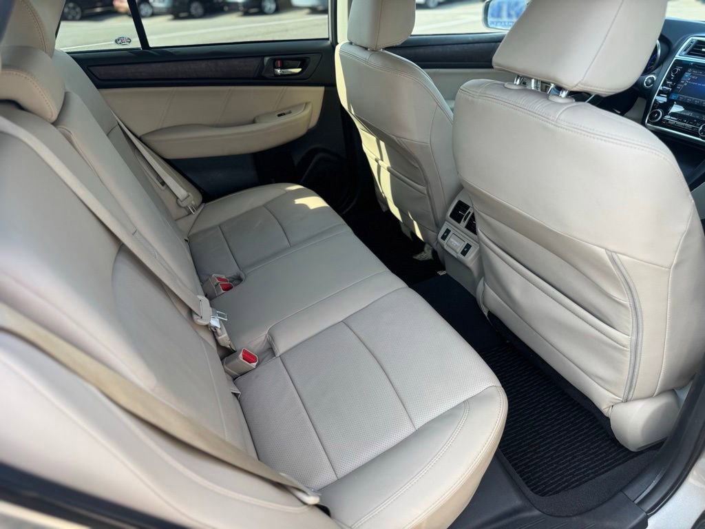 Used 2018 Subaru Outback 3.6R Limited image 18