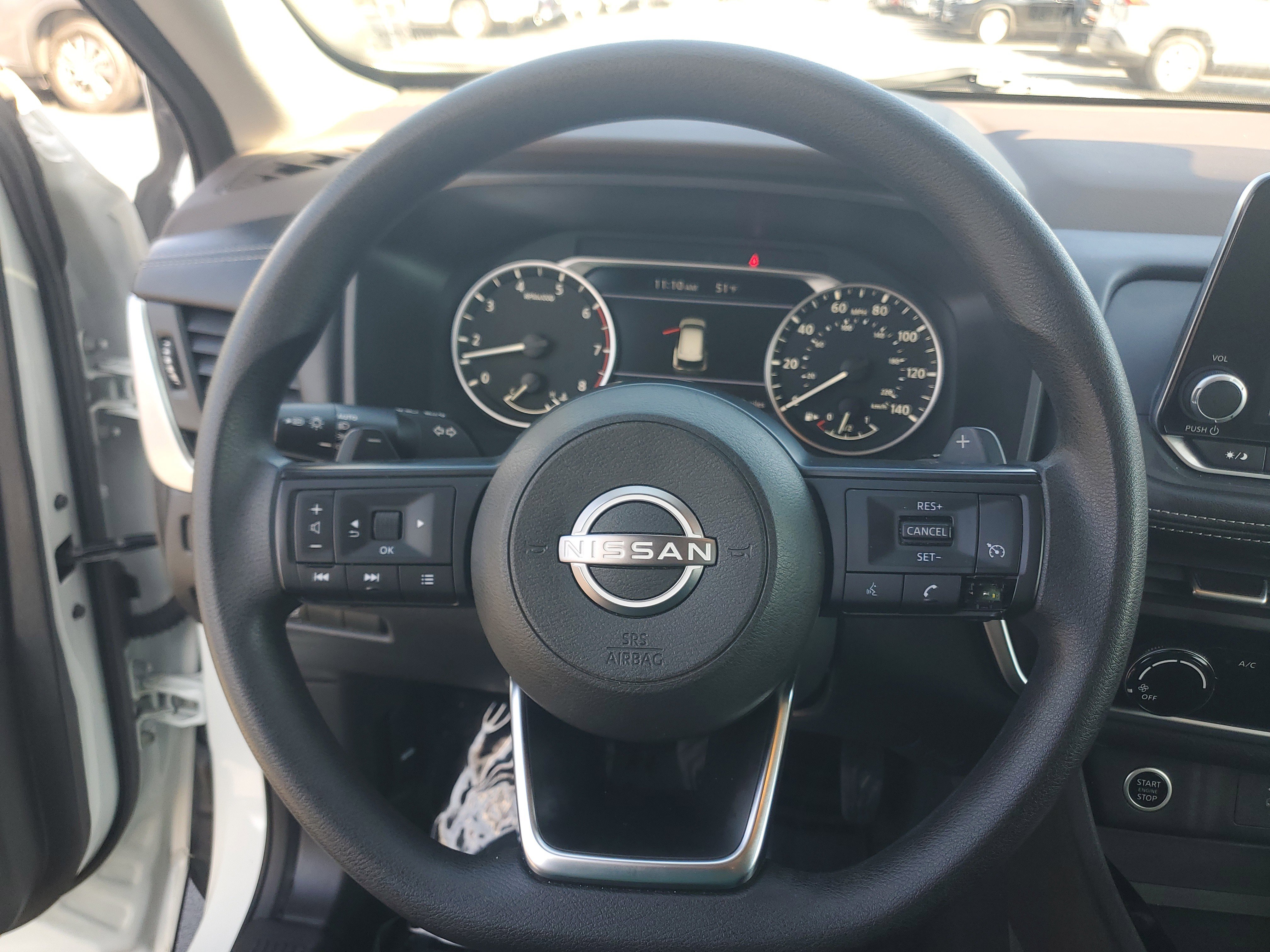 Used 2023 Nissan Rogue S image 16