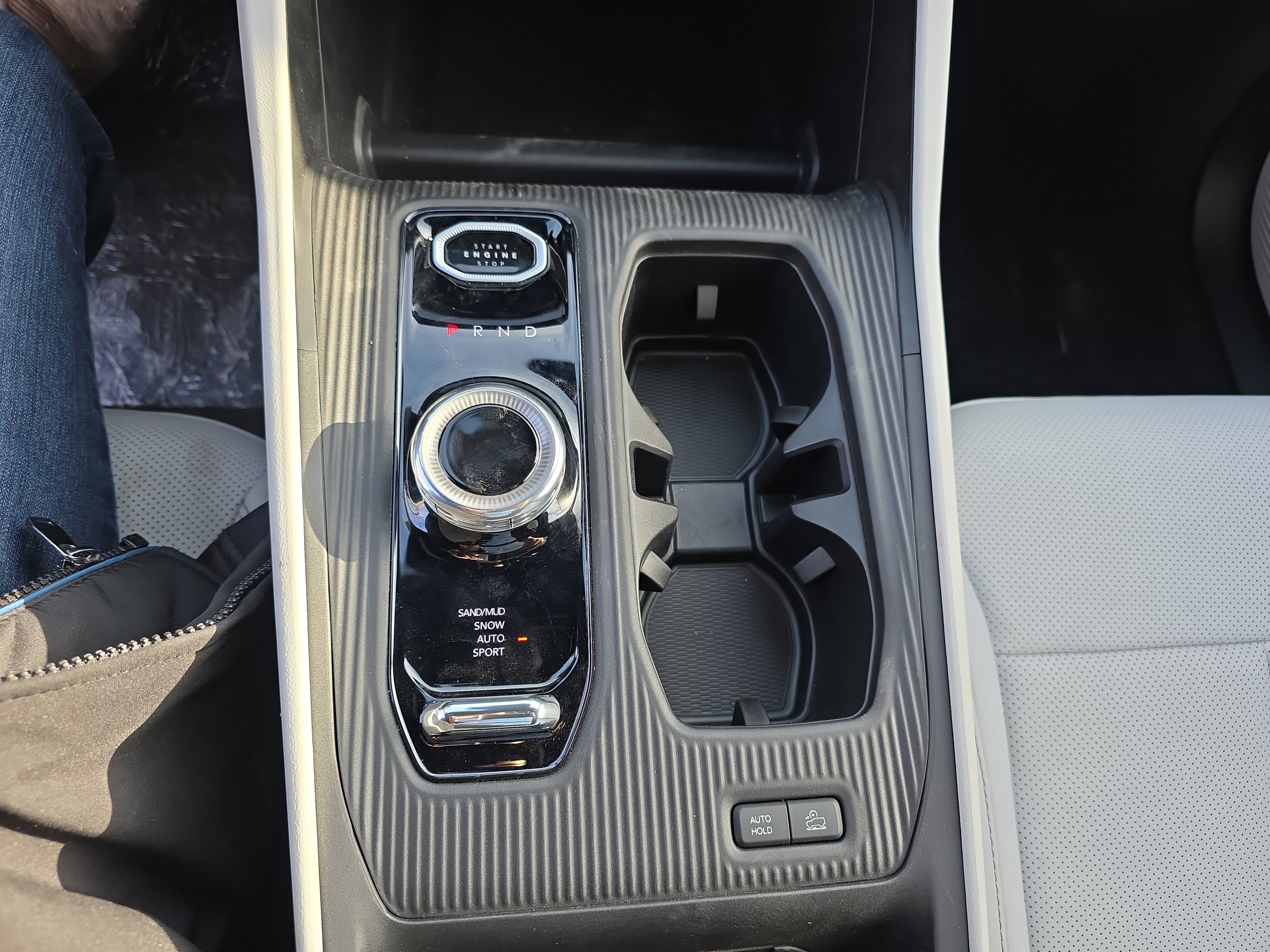 New 2026 Jeep Cherokee Limited image 9