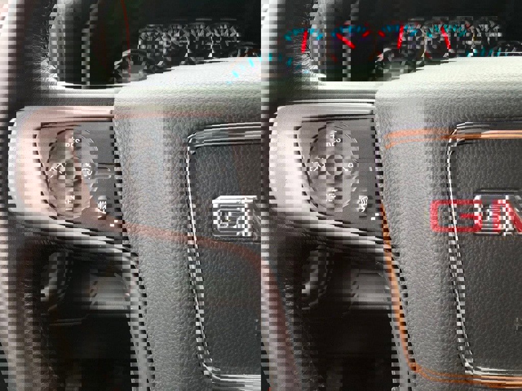 Used 2018 GMC Sierra 2500 SLT w/ Duramax Plus Package image 22