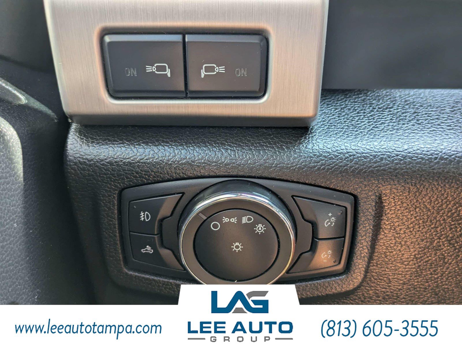 Used 2015 Ford F150 Platinum w/ Equipment Group 701A Luxury RWD image 23