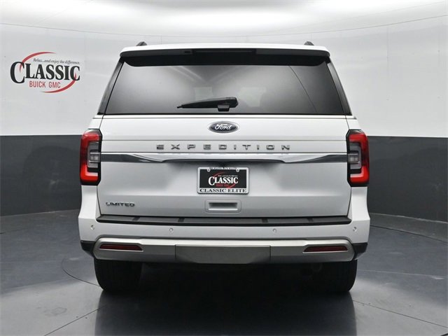 Used 2022 Ford Expedition Limited image 8