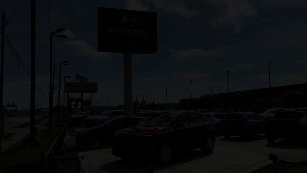 Certified 2025 Hyundai Kona SE image 42