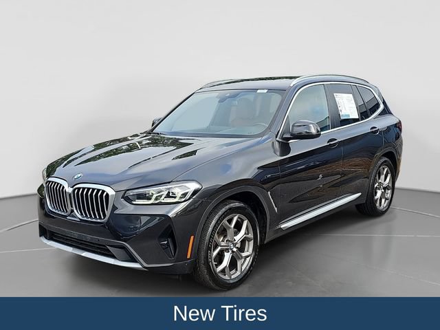Used 2022 BMW X3 xDrive30i w/ Premium Package 2 (ZPA) AWD/4WD image 4