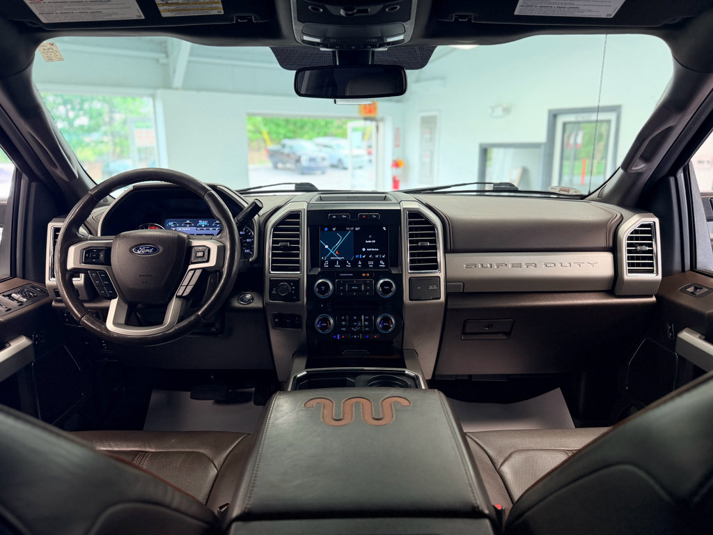 Used 2017 Ford F250 King Ranch w/ FX4 Off-Road Package AWD/4WD image 23