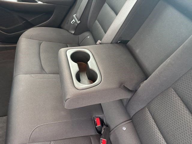 Used 2023 Chevrolet Malibu LT image 34