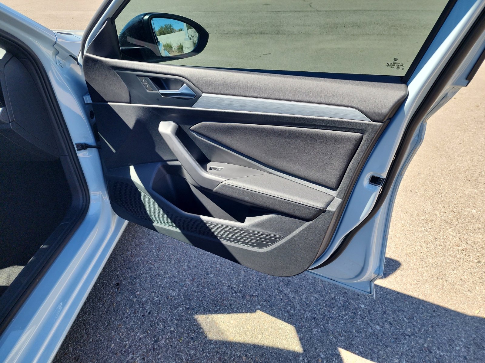 Certified 2025 Volkswagen Jetta Sport image 16