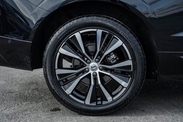 Used 2023 Volvo XC60 B5 Plus w/ Climate Package image 19