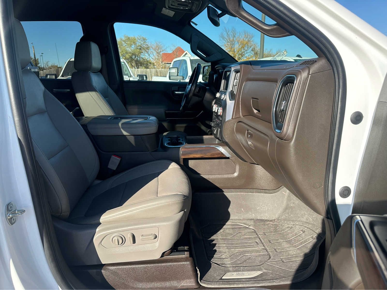 Used 2021 GMC Sierra 1500 SLT image 23