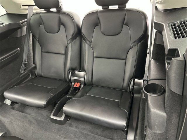 Used 2020 Volvo XC90 T5 Momentum image 24