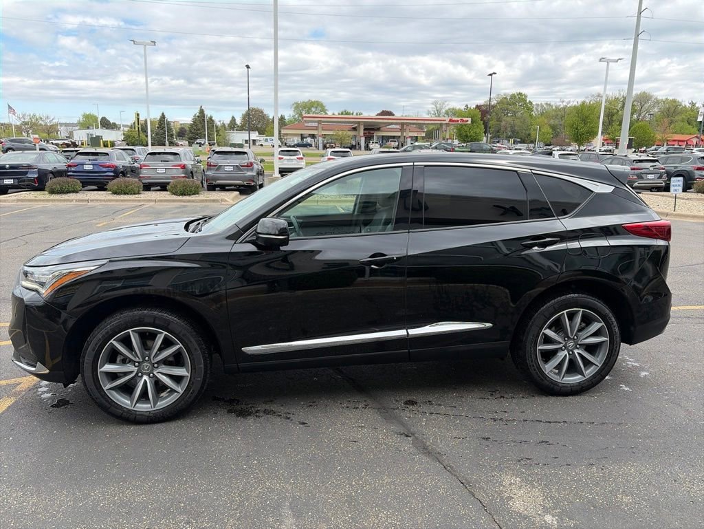 Used 2022 Acura RDX AWD w/ Technology Package image 4