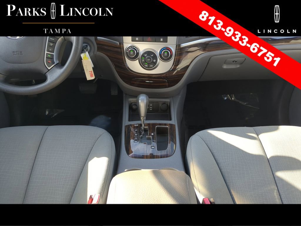 Used 2012 Hyundai Santa Fe GLS image 12