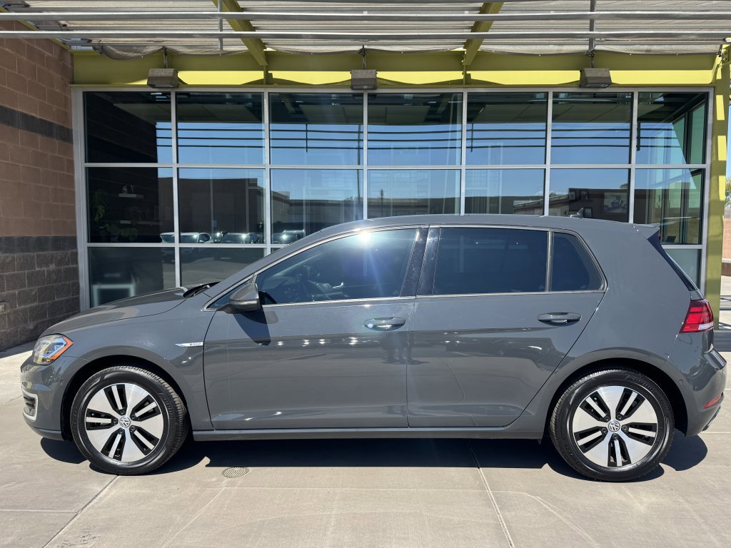 Used 2019 Volkswagen e-Golf SEL Premium image 7