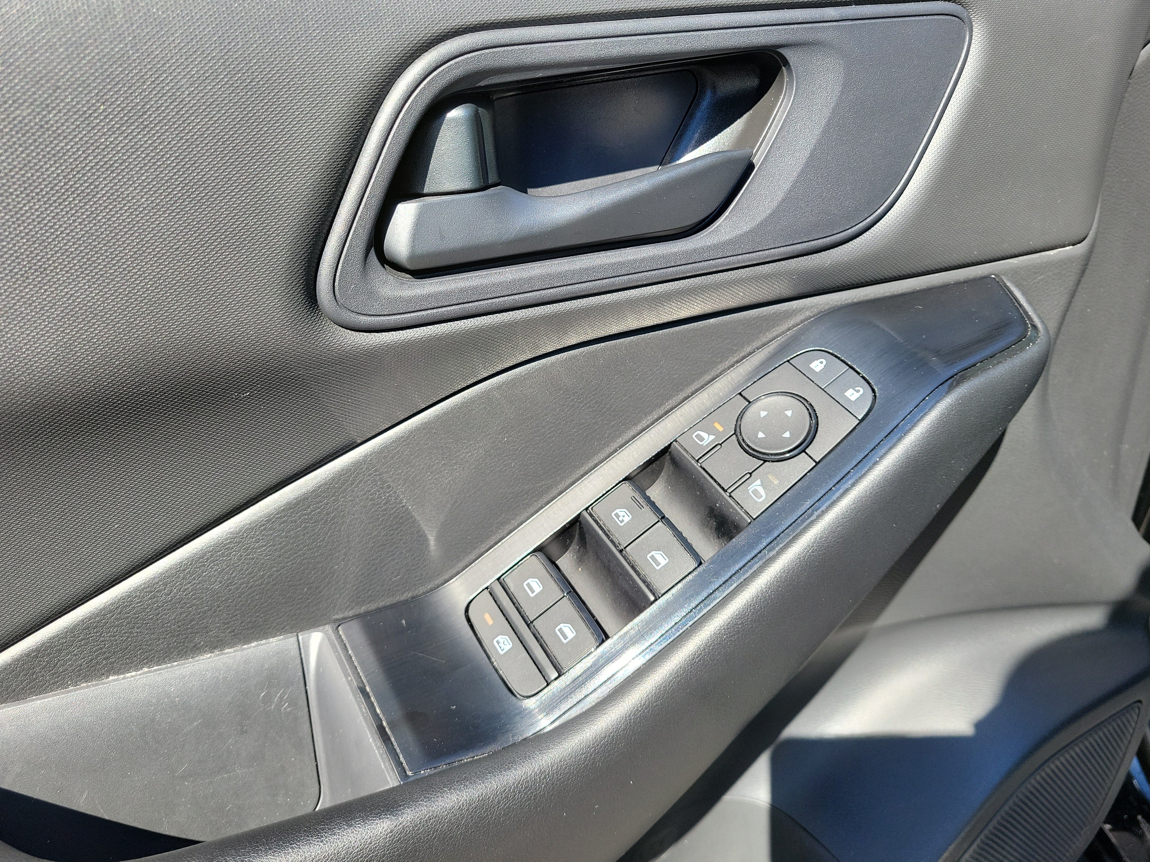 Certified 2024 Nissan Rogue S FWD image 16