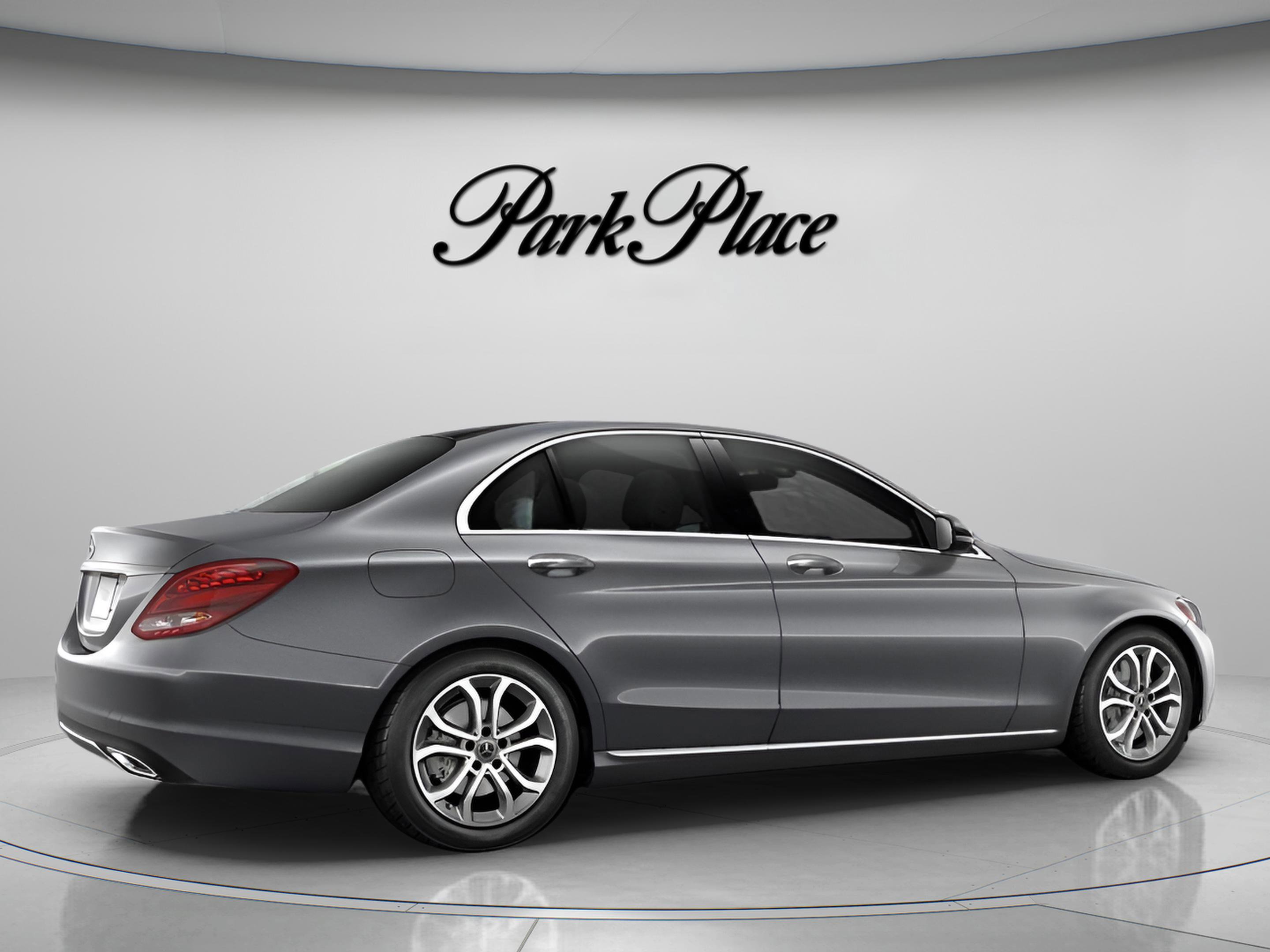 Used 2018 Mercedes-Benz C 300 4MATIC Sedan image 22